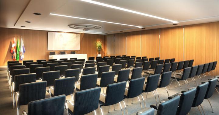 Prédio Inteiro para alugar, 850m² - Foto 3