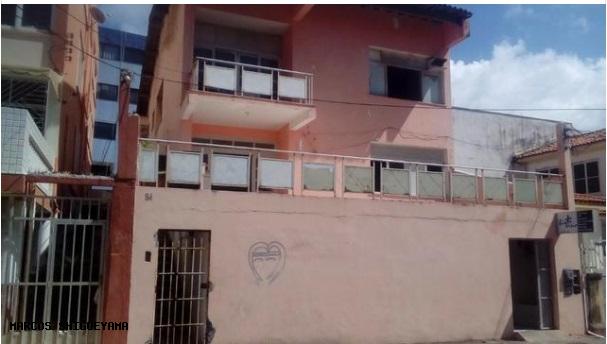 Casa à venda com 5 quartos, 300m² - Foto 10