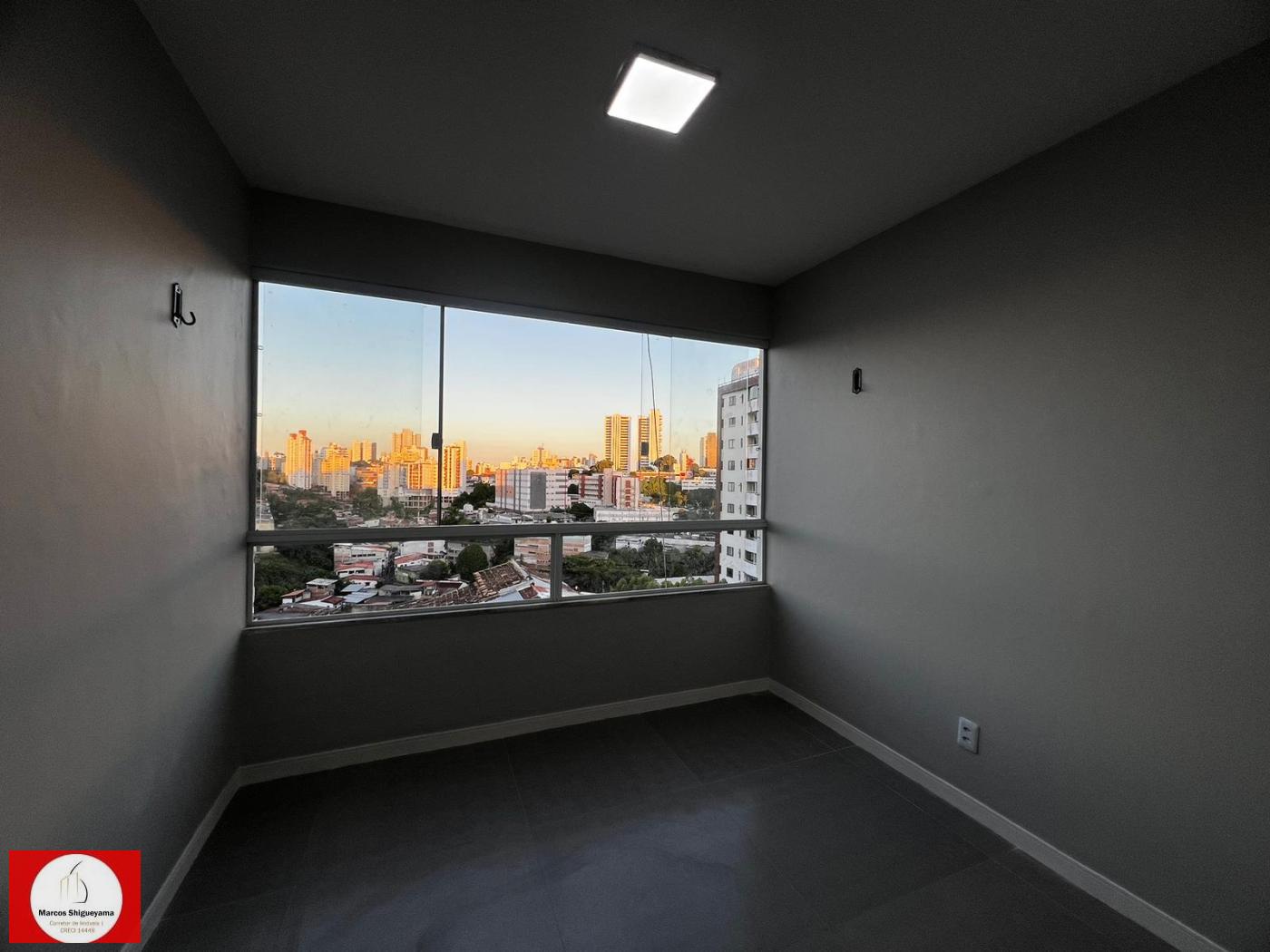 Apartamento à venda com 2 quartos, 84m² - Foto 2