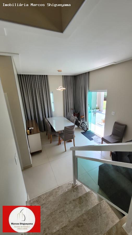 Casa de Condomínio à venda com 4 quartos, 150m² - Foto 4