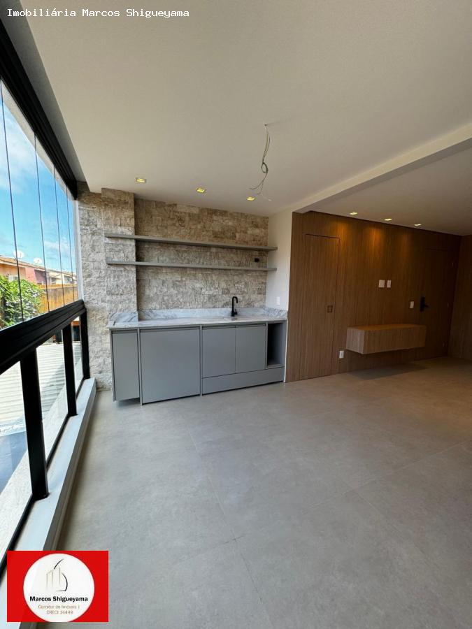 Apartamento à venda com 2 quartos, 65m² - Foto 2