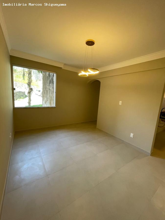 Apartamento à venda com 2 quartos, 71m² - Foto 1