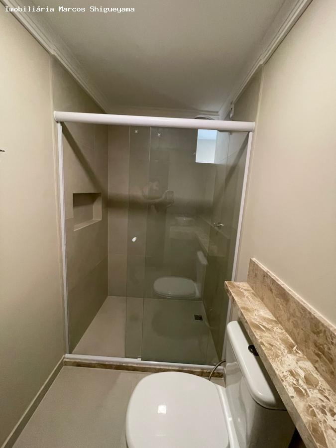 Apartamento à venda com 2 quartos, 71m² - Foto 2
