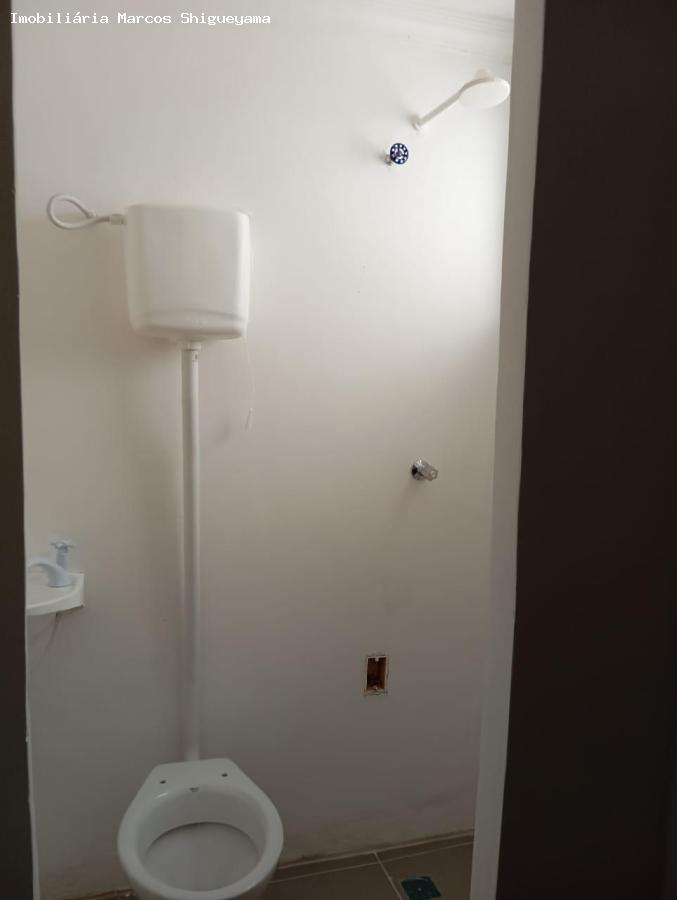 Apartamento à venda com 2 quartos, 64m² - Foto 2