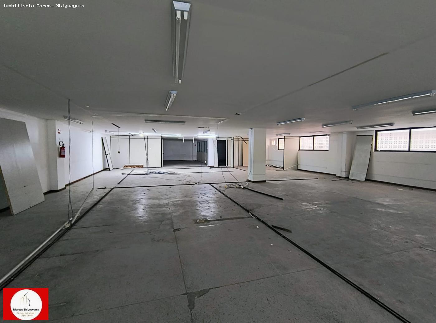 Prédio Inteiro para alugar, 2400m² - Foto 17