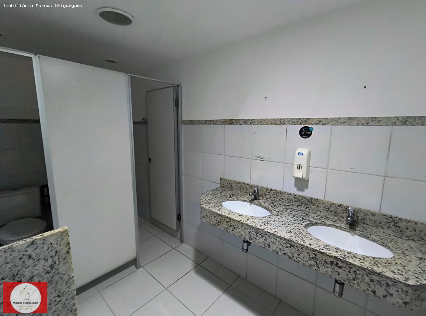 Prédio Inteiro para alugar, 700m² - Foto 32
