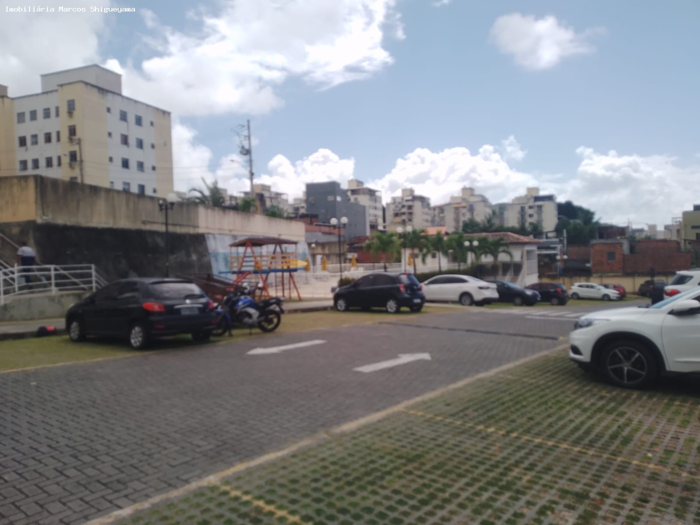 Apartamento à venda com 2 quartos, 42m² - Foto 2