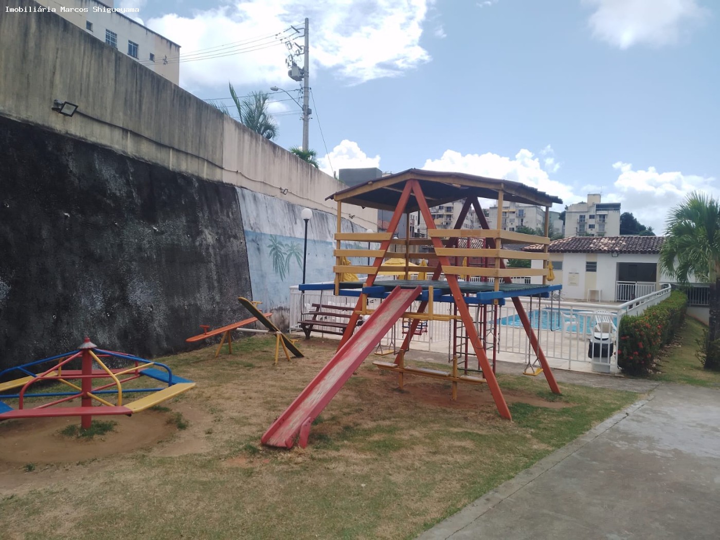 Apartamento à venda com 2 quartos, 42m² - Foto 3