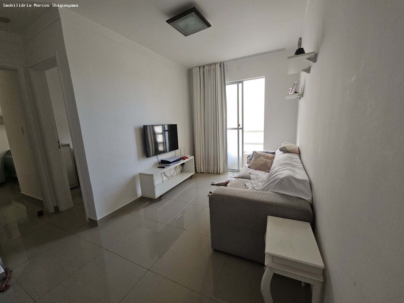 Apartamento à venda com 2 quartos, 47m² - Foto 2