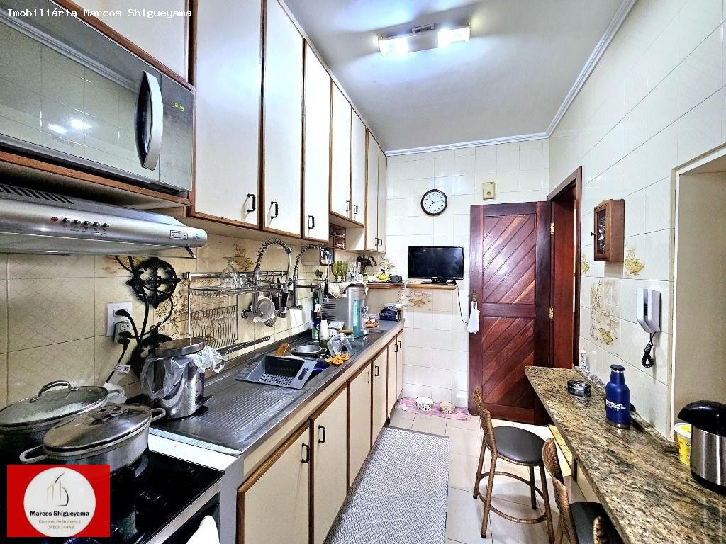 Apartamento à venda com 3 quartos, 172m² - Foto 26