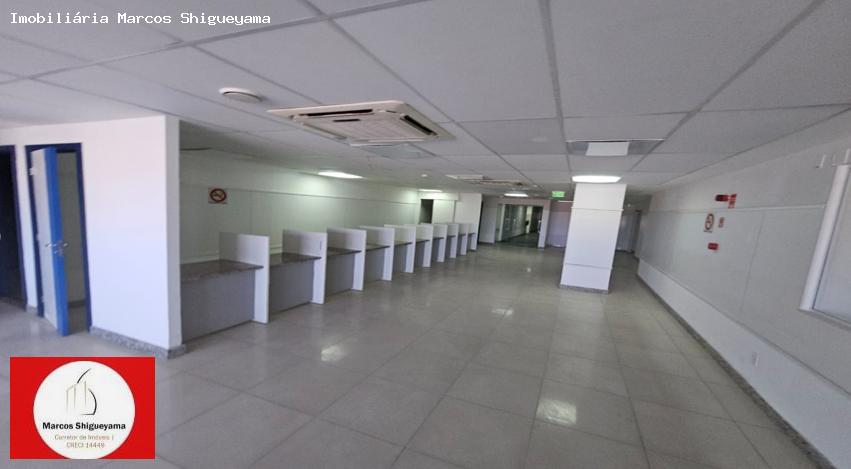 Prédio Inteiro, 2500 m² - Foto 1