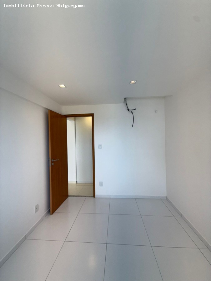 Apartamento para alugar com 1 quarto, 51m² - Foto 16