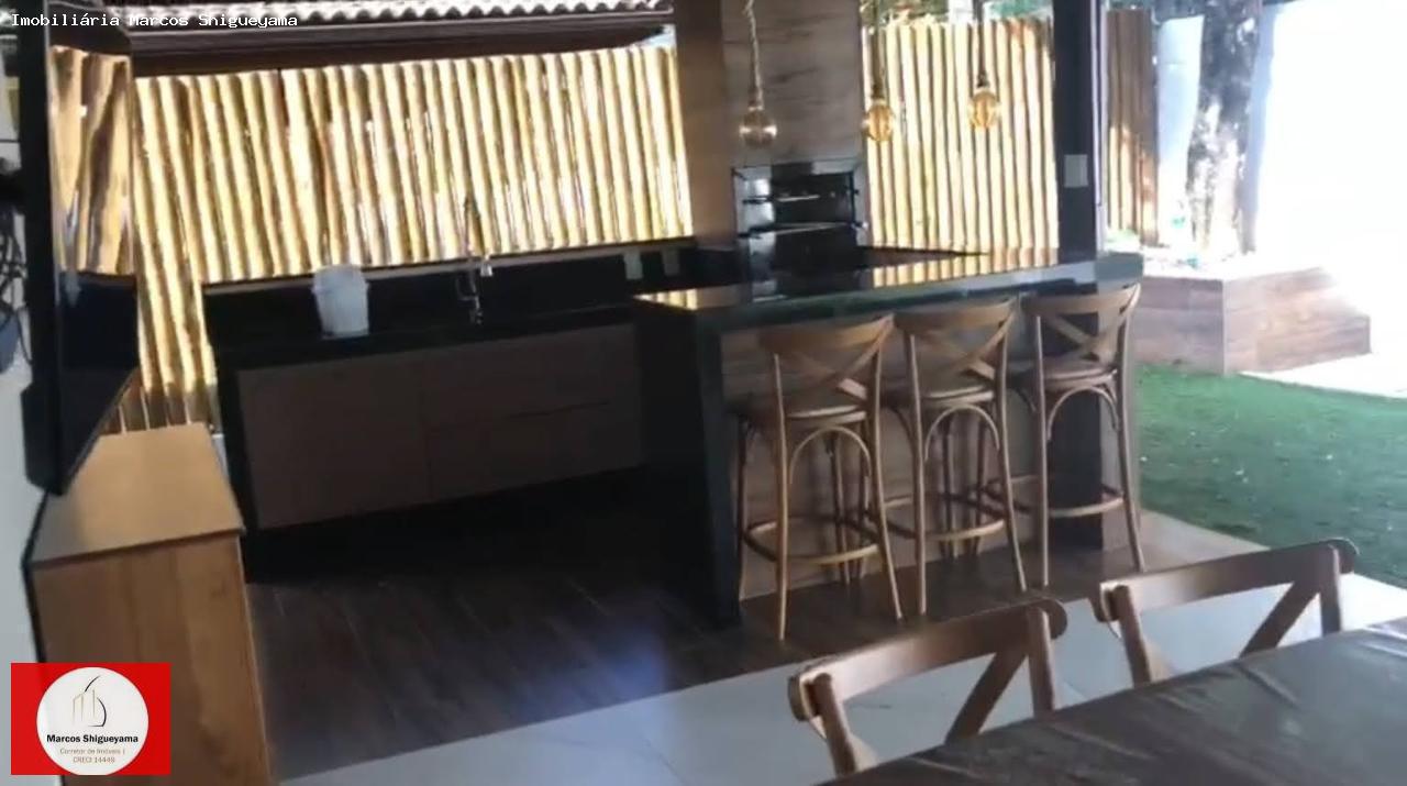 Casa de Condomínio para alugar com 4 quartos, 235m² - Foto 6