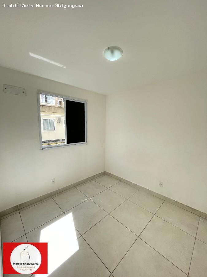 Apartamento à venda com 2 quartos, 54m² - Foto 2