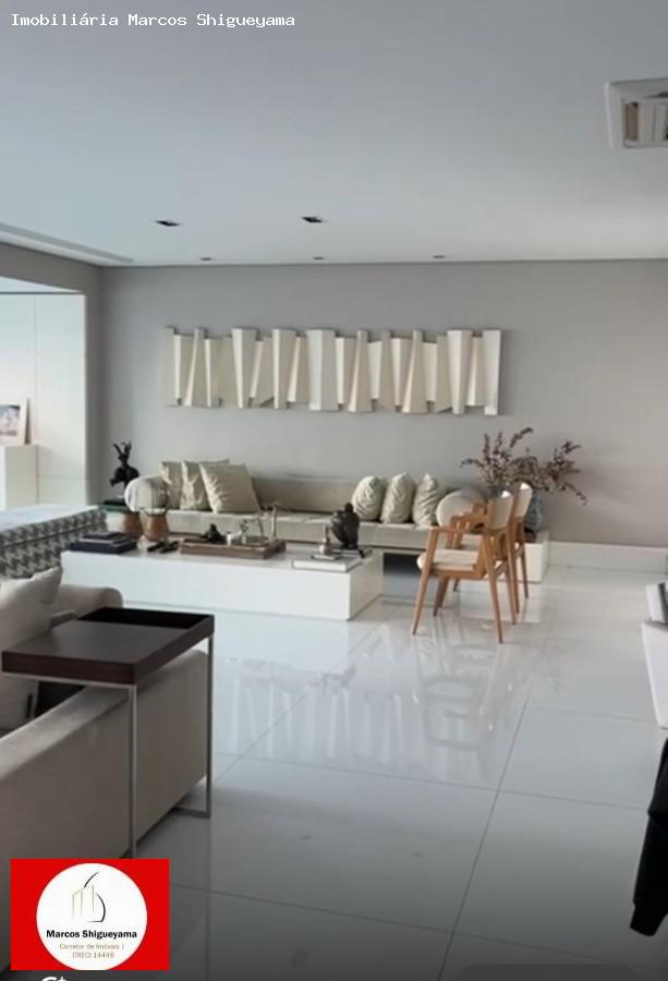 Apartamento, 3 quartos, 235 m² - Foto 1