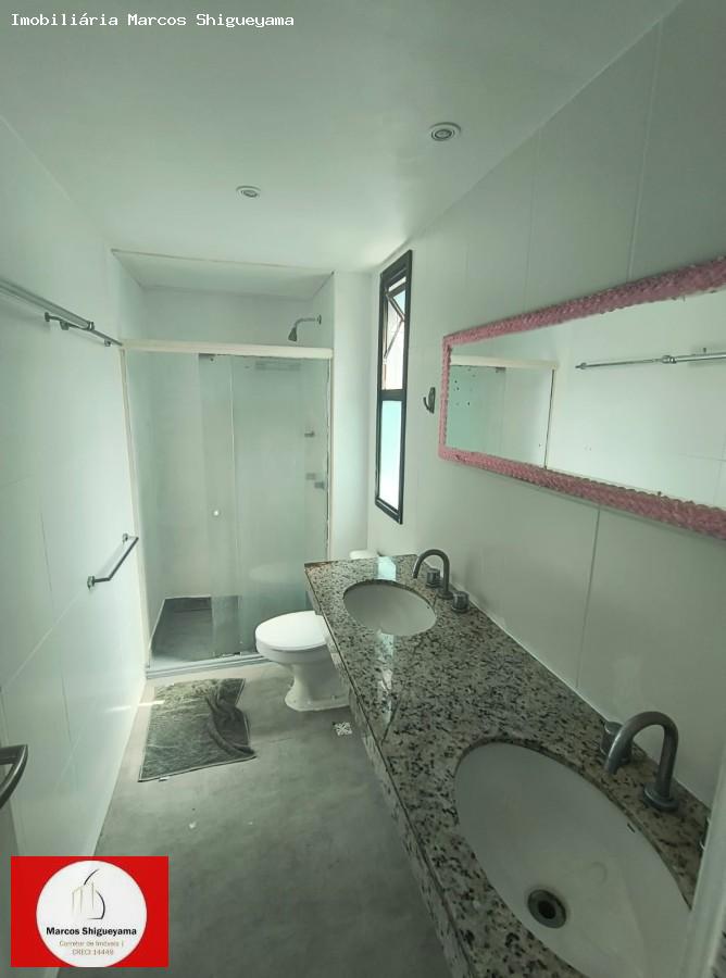 Apartamento para alugar com 4 quartos, 195m² - Foto 11