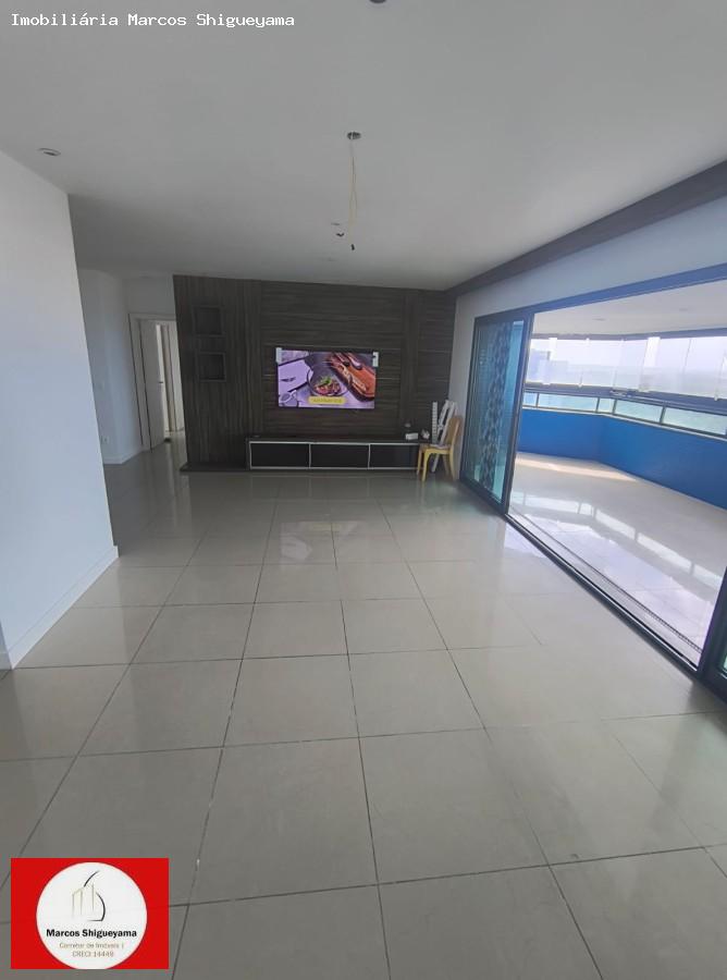 Apartamento para alugar com 4 quartos, 195m² - Foto 3