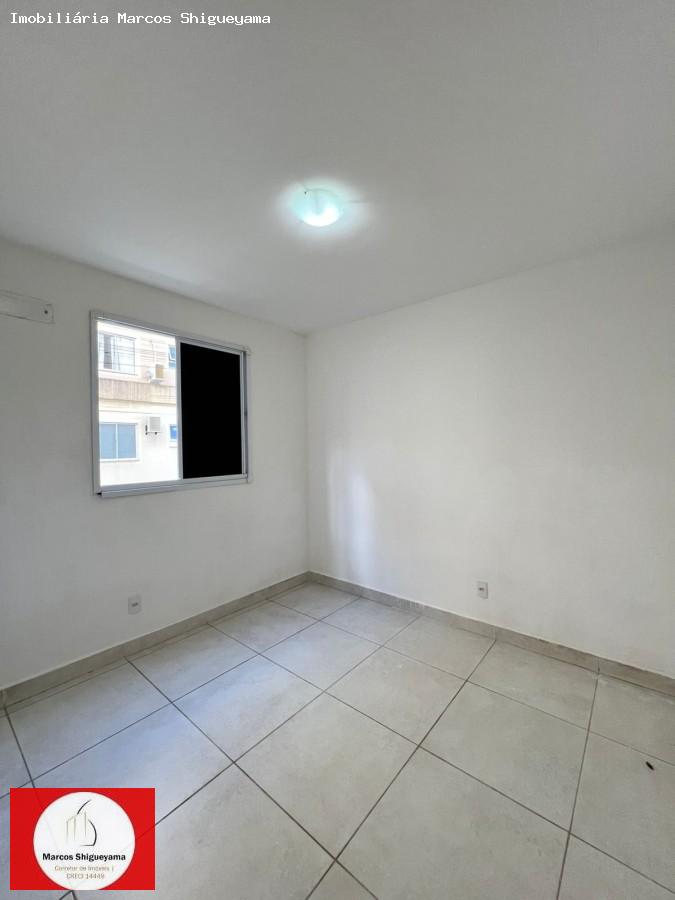 Apartamento à venda com 2 quartos, 60m² - Foto 4