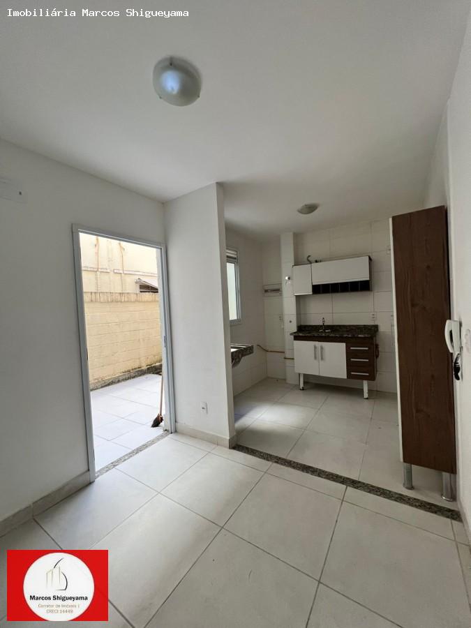 Apartamento à venda com 2 quartos, 60m² - Foto 6