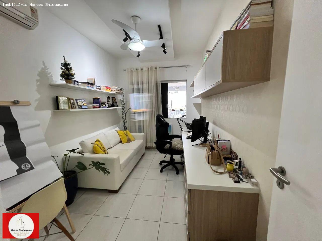 Casa à venda com 4 quartos, 325m² - Foto 3