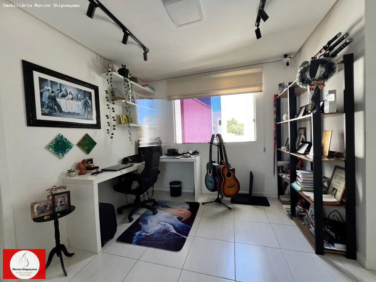 Casa à venda com 4 quartos, 325m² - Foto 9