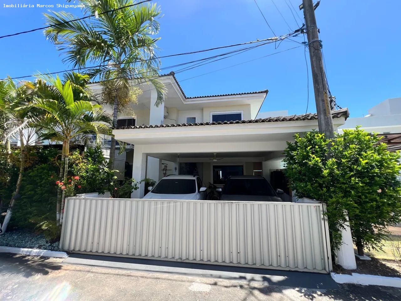 Casa à venda com 4 quartos, 325m² - Foto 1