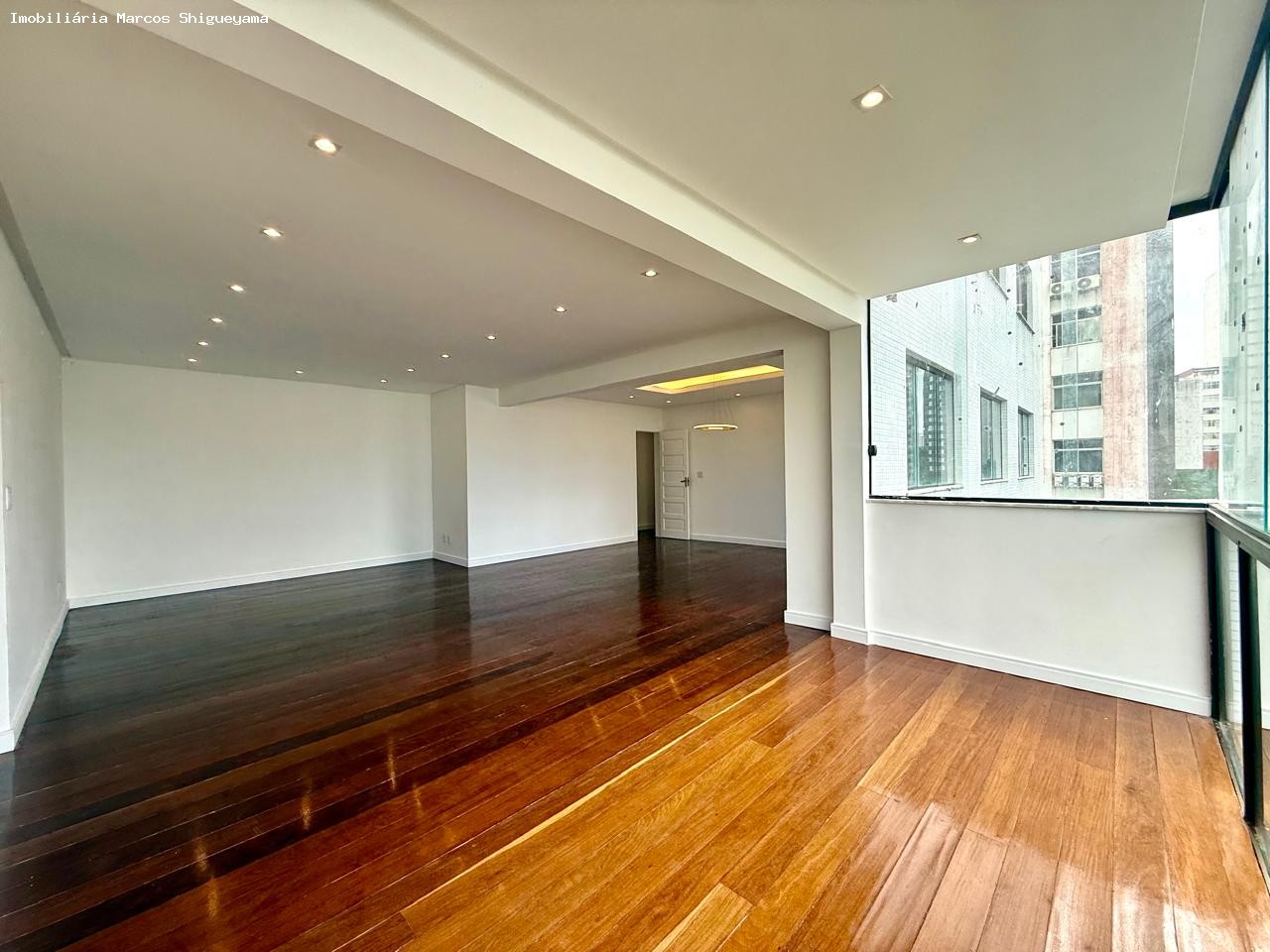 Apartamento, 4 quartos, 180 m² - Foto 1