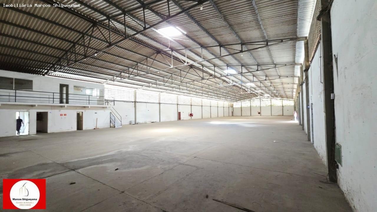 Depósito-Galpão, 1728 m² - Foto 1